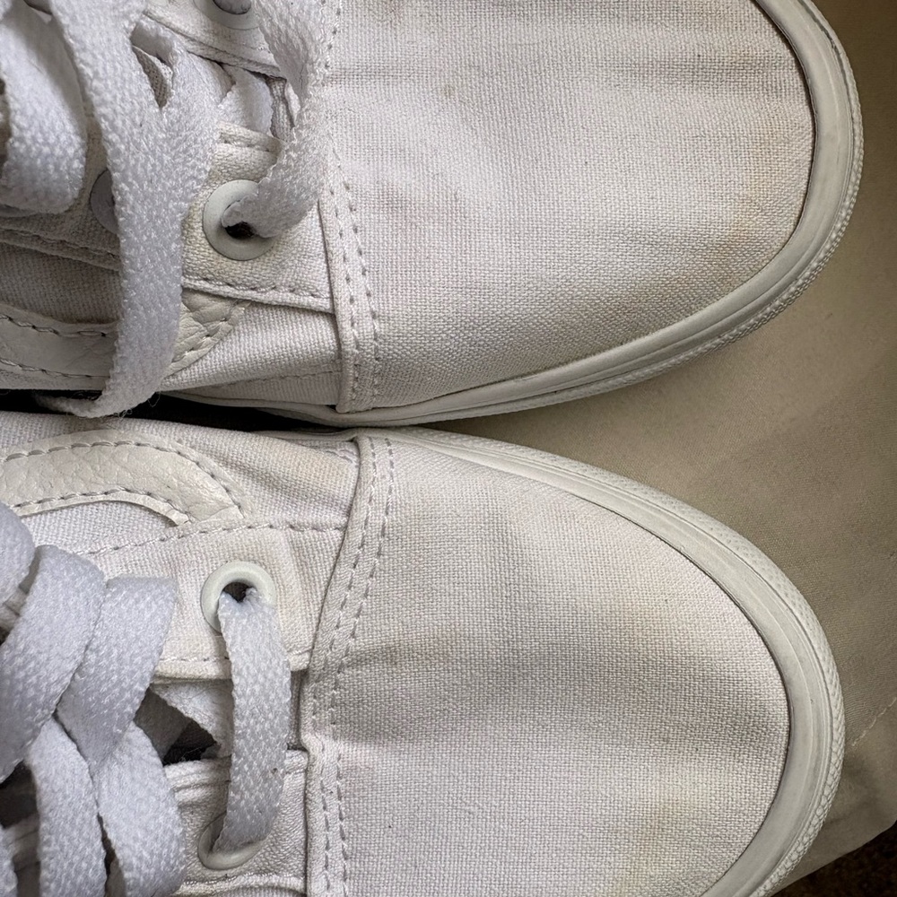 Classic Vans White Canvas Women’s Sneakers 10 - Picture 2 of 5